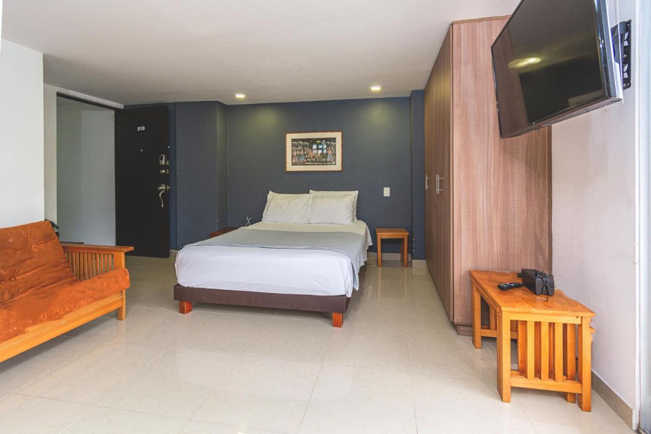Loft Moderno En El Poblado Con Vista Y Parqueadero Mio Lofts Medellin